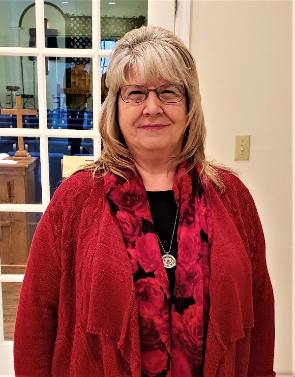 Deaconess Brenda Linkous Image