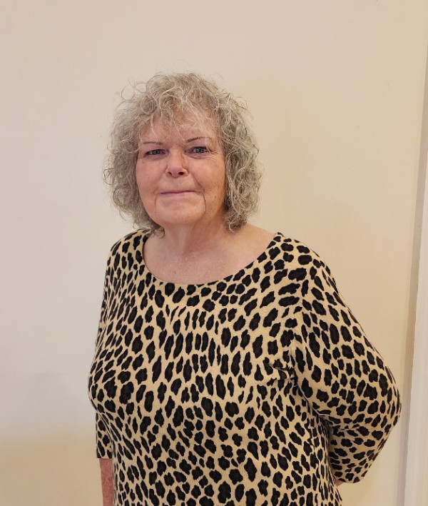 Usher/Hospitatlity Debbie Swinford Image